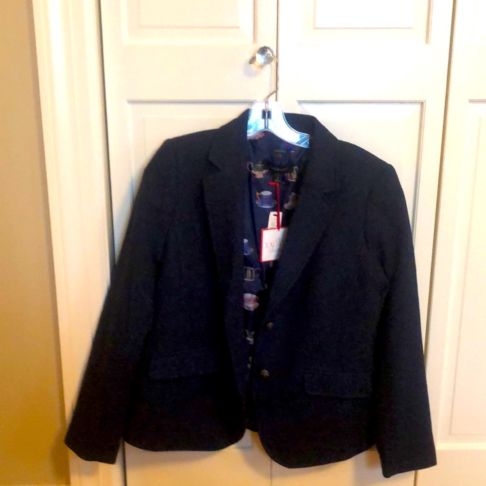 Talbots Aberdeen classic rich blue wool slight chevron pattern; lined